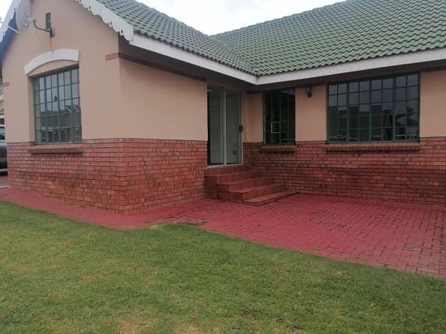 Listing photo