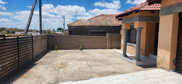 Listing photo
