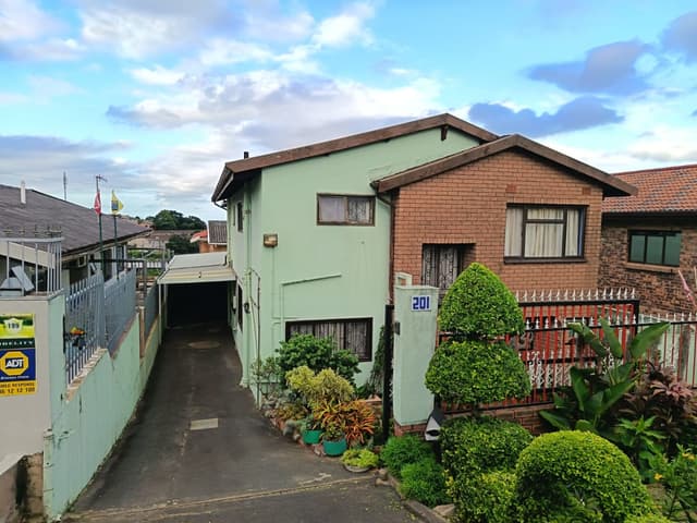 Listing photo