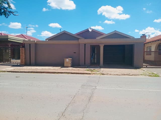 Listing photo