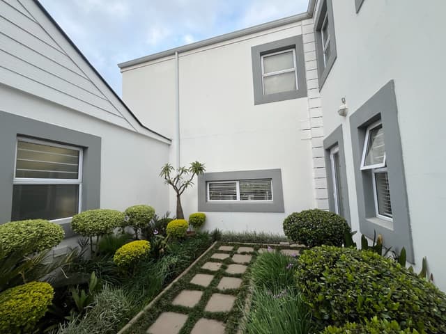 Listing photo