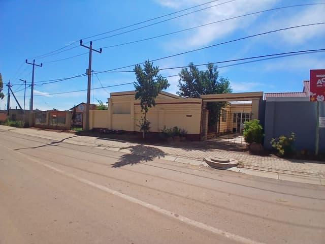 Listing photo