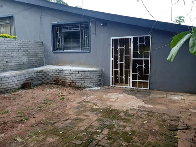 Listing photo