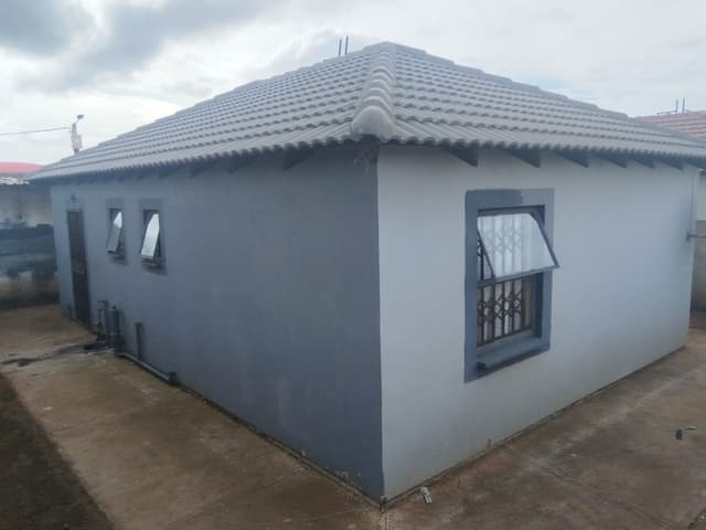 Listing photo