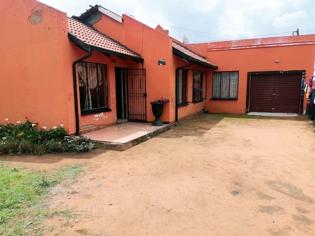 Listing photo