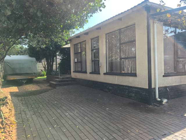 Listing photo