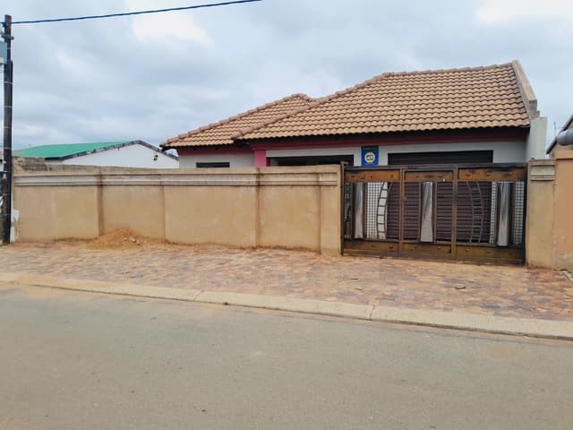 Listing photo