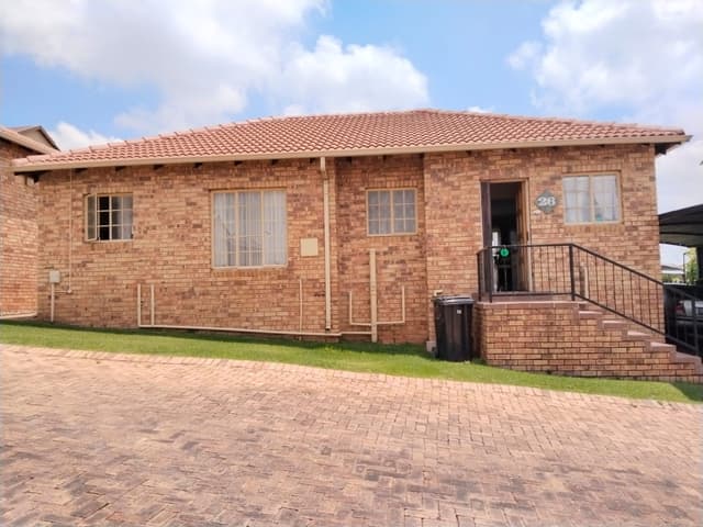 Listing photo