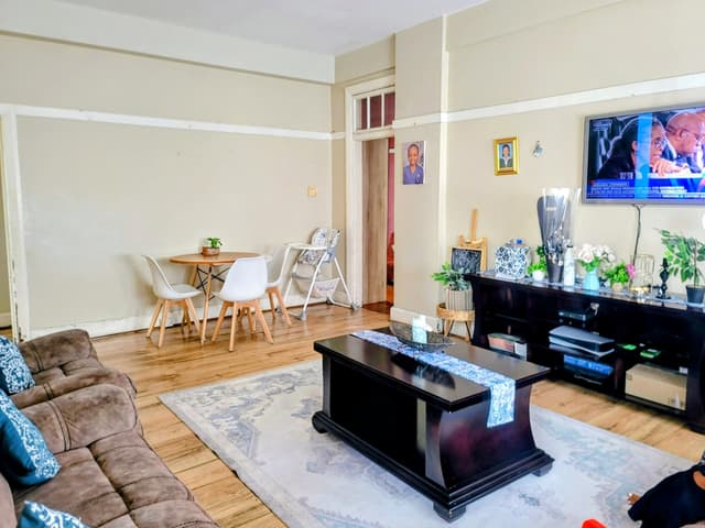 Listing photo