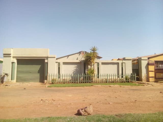Listing photo