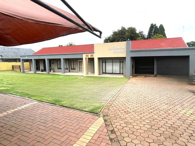 Listing photo