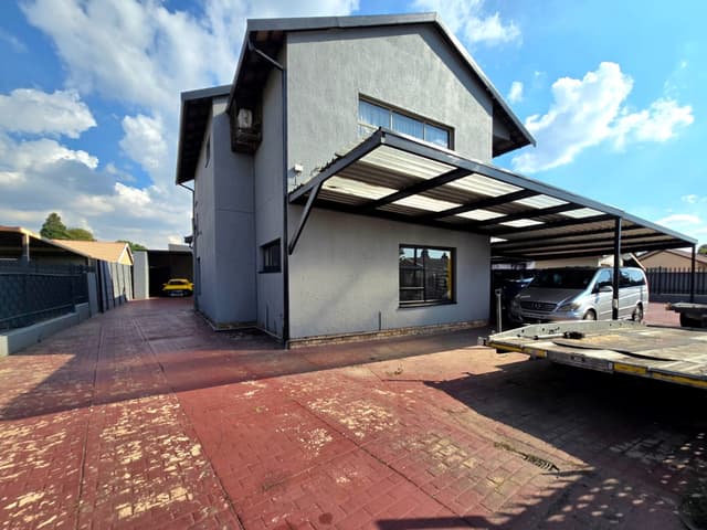 Listing photo