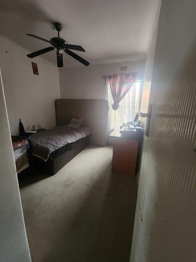 Listing photo