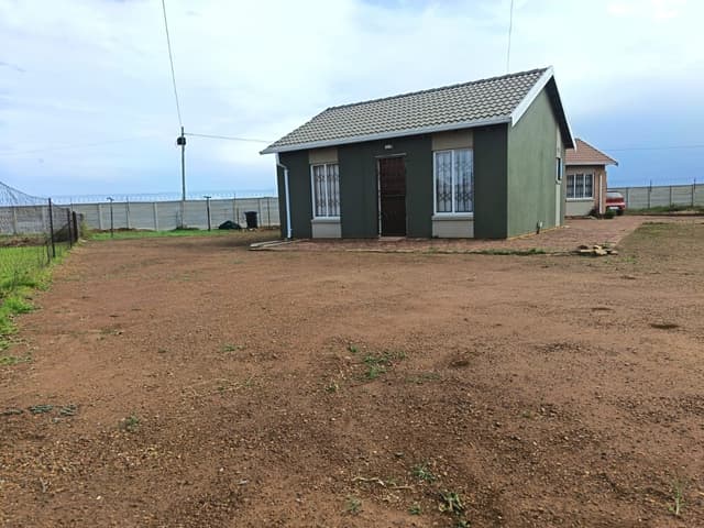 Listing photo
