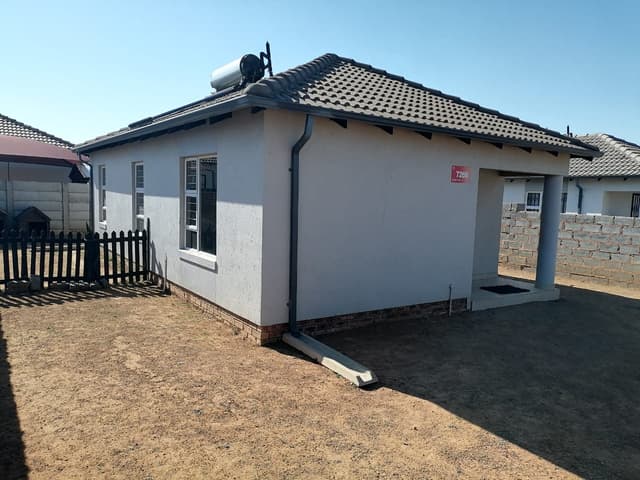 Listing photo