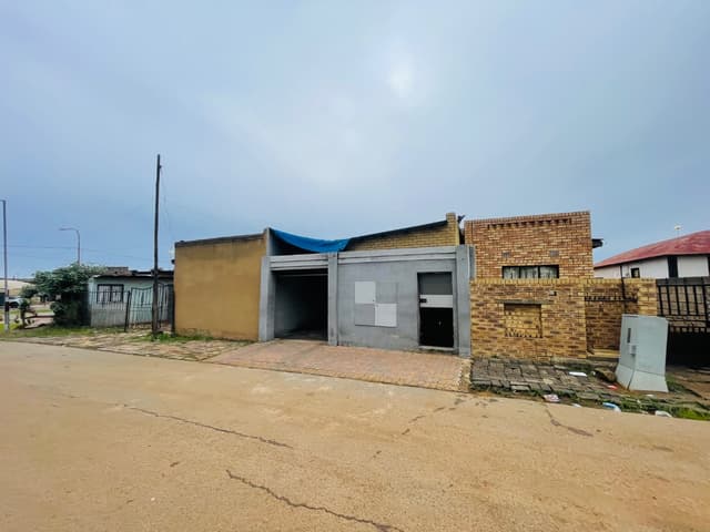 Listing photo