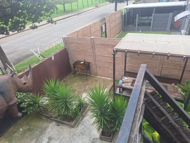 Listing photo