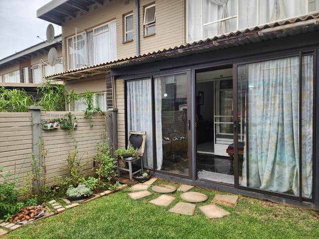 Listing photo