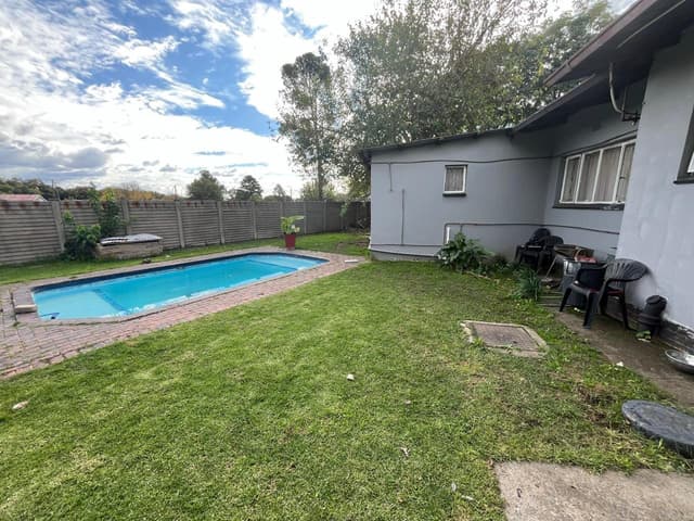 Listing photo