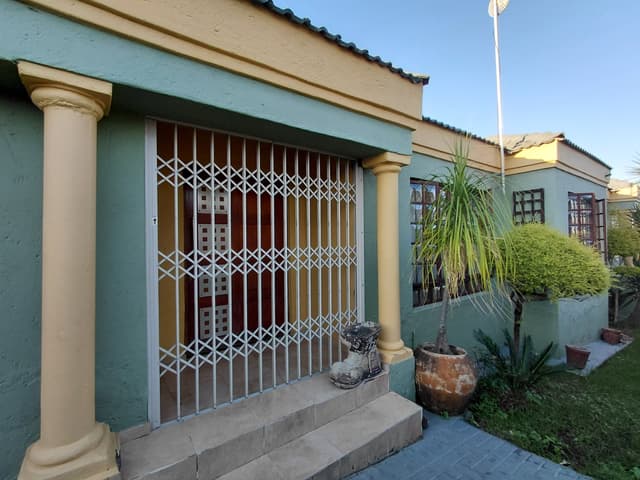 Listing photo
