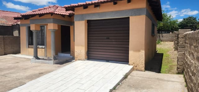 Listing photo