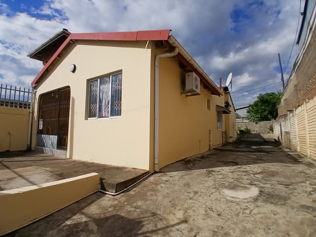 Listing photo
