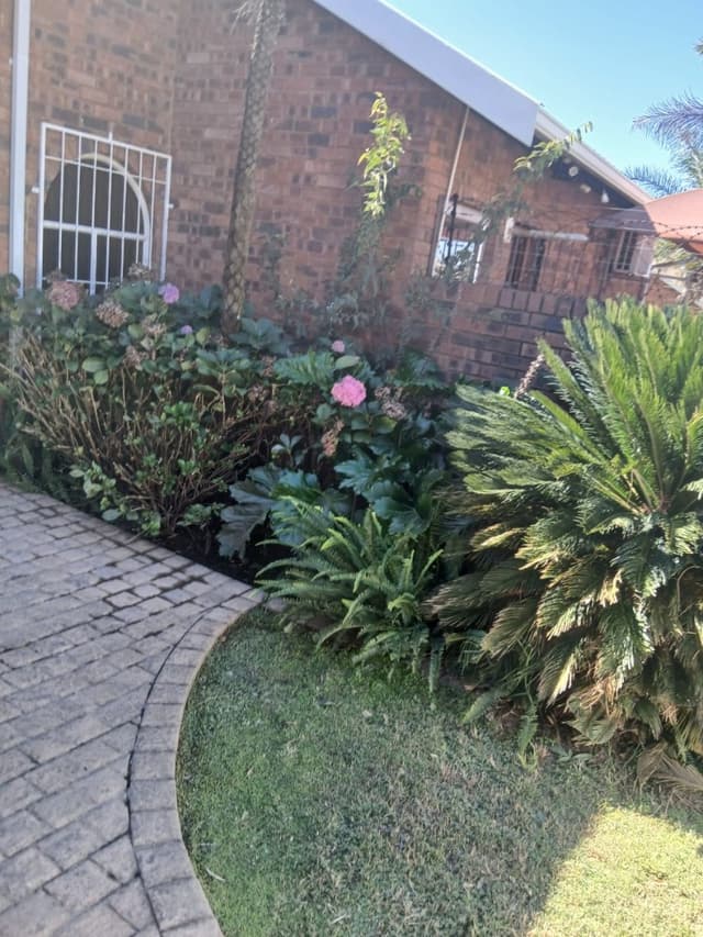 Listing photo