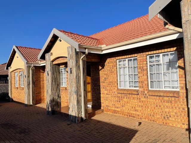 Listing photo