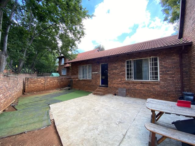 Listing photo