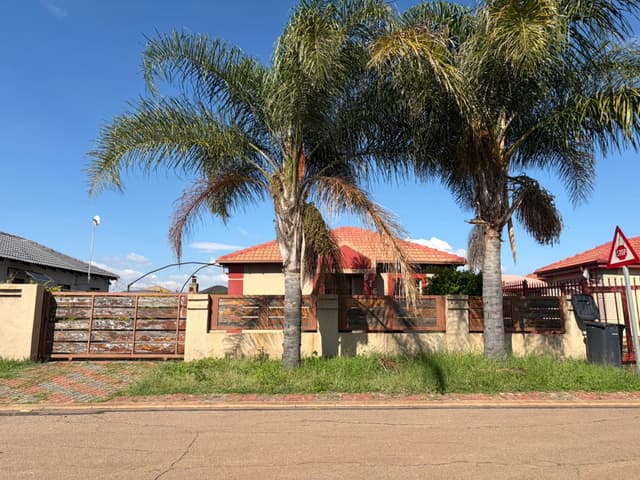 Listing photo