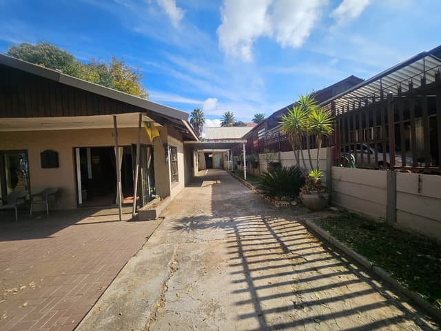 Listing photo