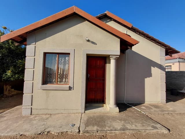 Listing photo