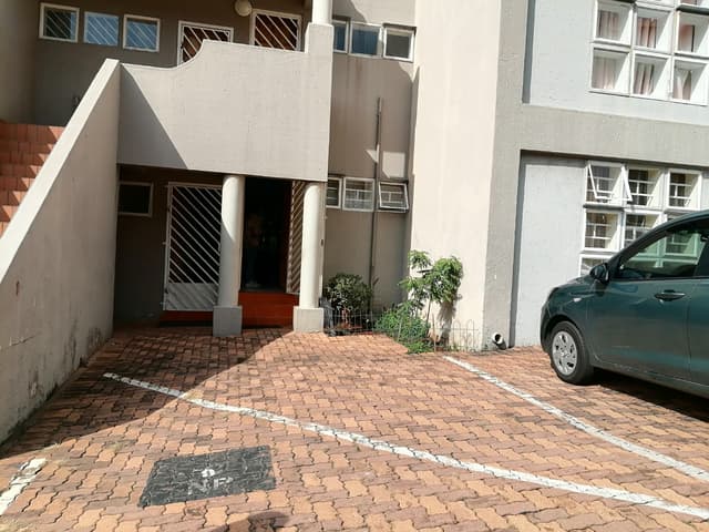 Listing photo