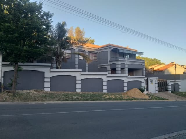 Listing photo