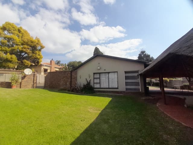 Listing photo