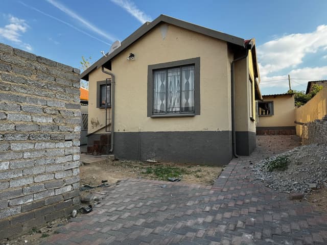 Listing photo