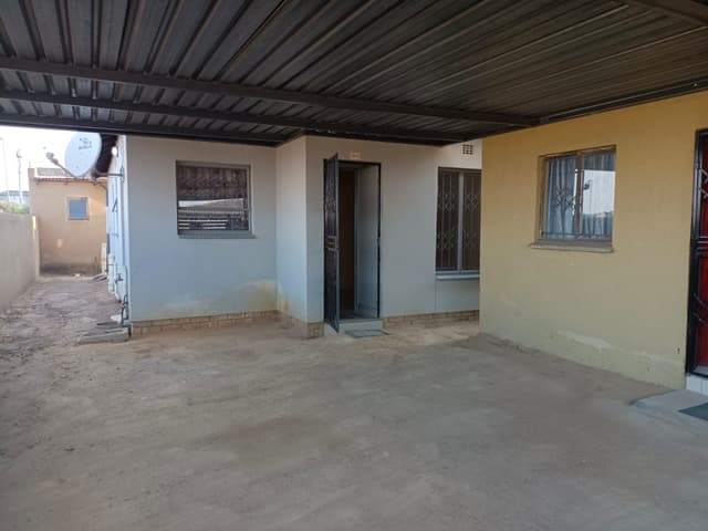 Listing photo