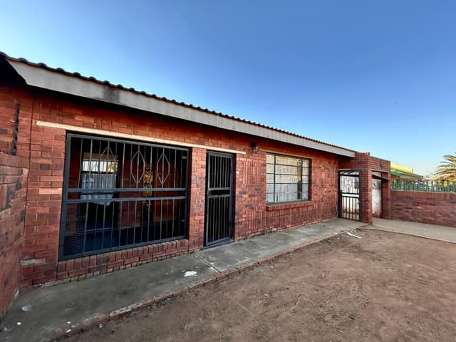 Listing photo