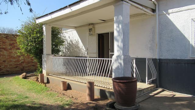 Listing photo