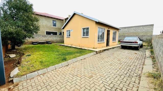 Listing photo