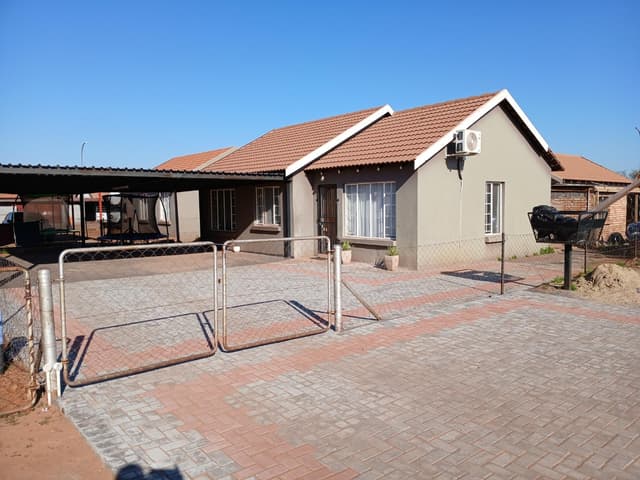 Listing photo