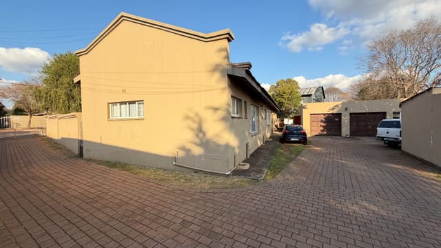 Listing photo