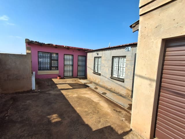Listing photo