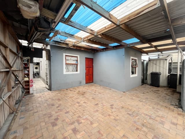 Listing photo