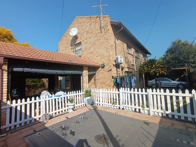 Listing photo