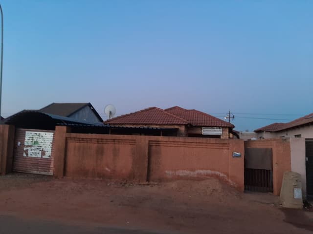 Listing photo