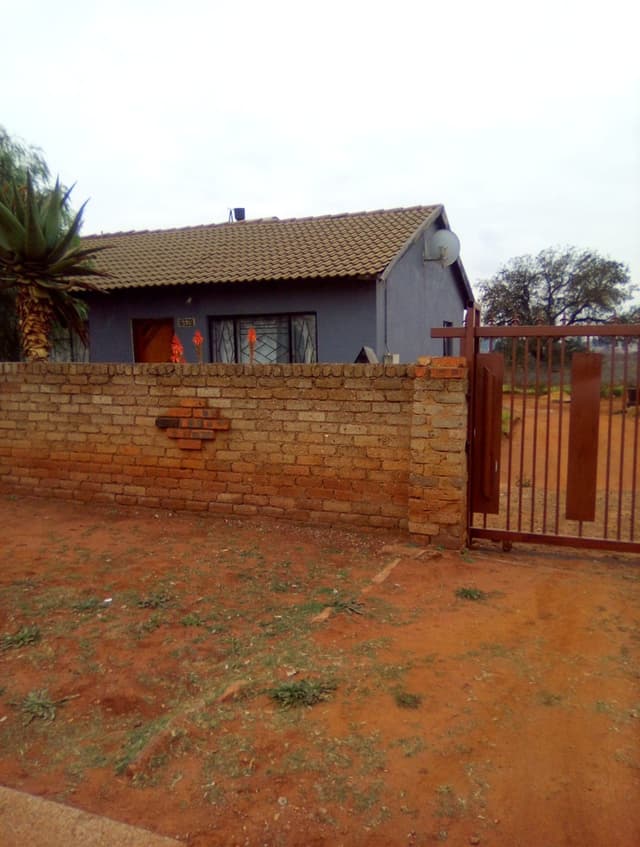 Listing photo