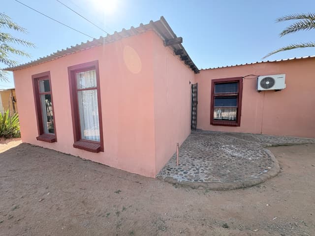 Listing photo