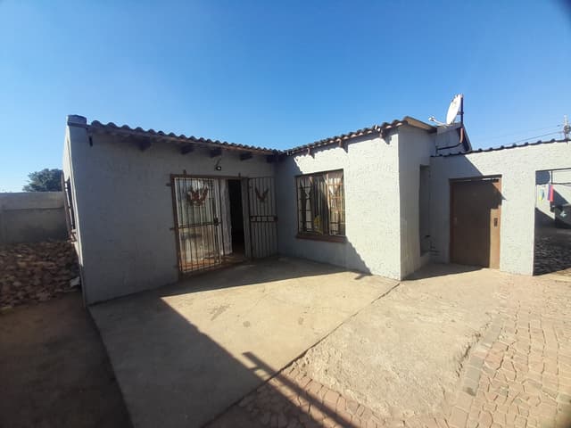 Listing photo
