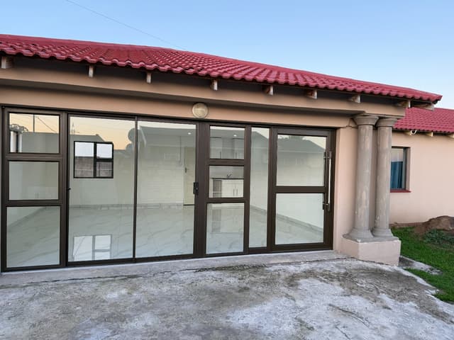 Listing photo